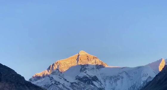 西藏·珠穆朗玛峰·日落延时摄影