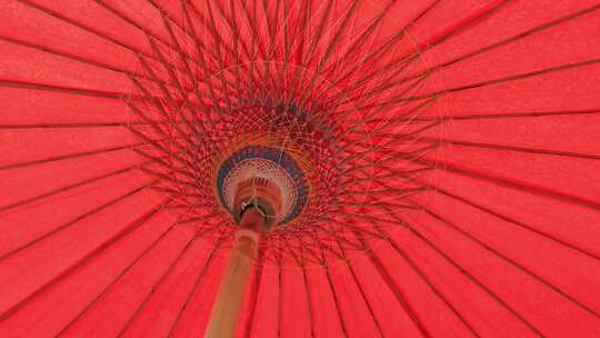 喜庆的巨大红伞
