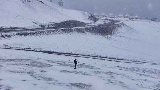 【正版4K素材】航拍新疆喀纳斯下大雪3