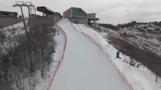 高山滑雪场滑雪爱好者