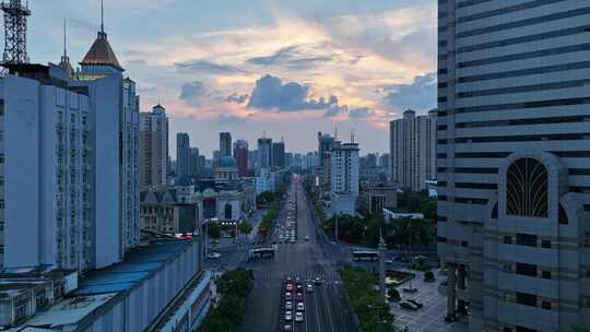 航拍徐州淮海路交叉路口车流主城区城市宣传