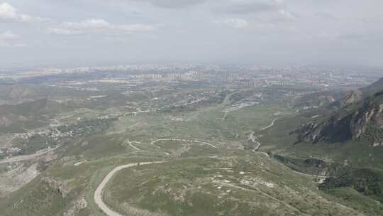 航拍内蒙古呼和浩特大青山井尔梁山路风光