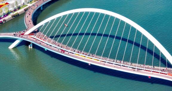 广州海心桥2022最新白天傍晚和夜景