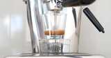 4K-现磨咖啡-榨汁机高清在线视频素材下载