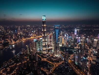 上海陆家嘴中心繁华夜景