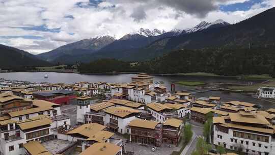 西藏林芝鲁朗国际旅游小镇航拍风光