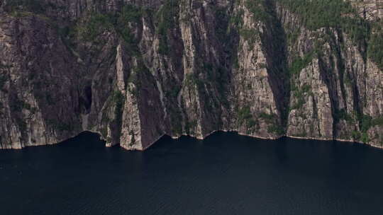 空中拍摄，在挪威Lysefjord的Pr