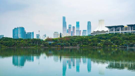 广西南宁民歌湖城市天际线