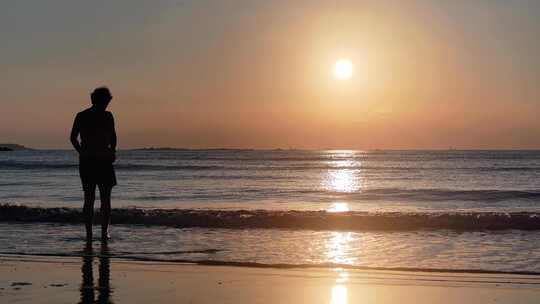 海滩沙滩清晨日出