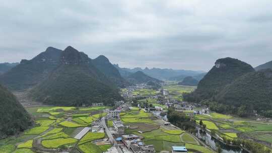 航拍山村田园风光俯瞰美丽乡村全景远景