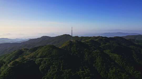 航拍广西玉林大容山自然风光电视信号塔视频素材模板下载
