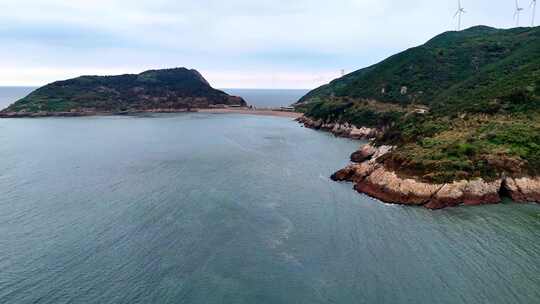 航拍晴朗的台州大陈岛绝美风景