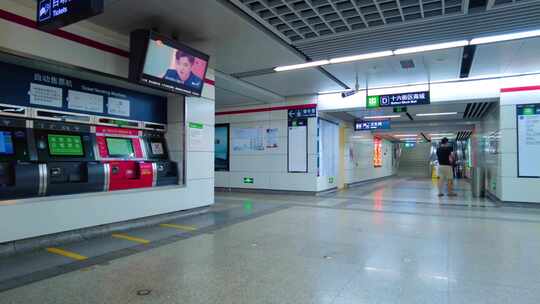 杭州地铁乘客人流延时摄影