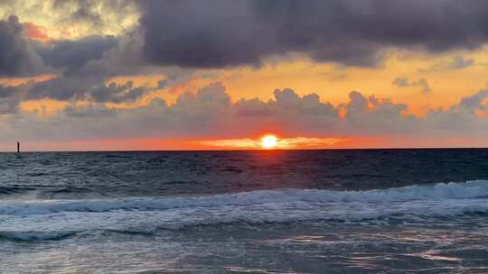 海上日出大海 日出 太阳升起 朝霞 天空