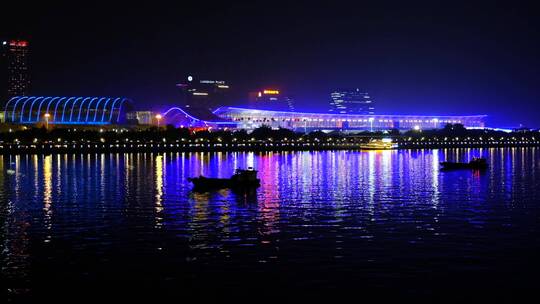 珠江岸现代建筑夜景灯光秀