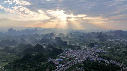 广西桂林阳朔漓江仙境风光