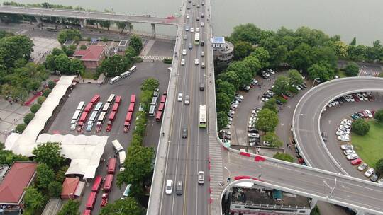 湖南长沙橘子洲大桥交通圆形高架桥