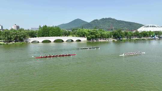 航拍南京玄武湖公园水上运动，赛艇比赛