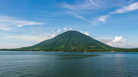 中美洲洪都拉斯蒂格雷岛火山岛的时间流逝。