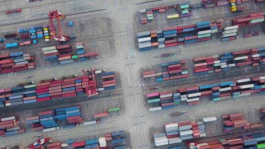 上海城市港口外贸出口集装箱航拍