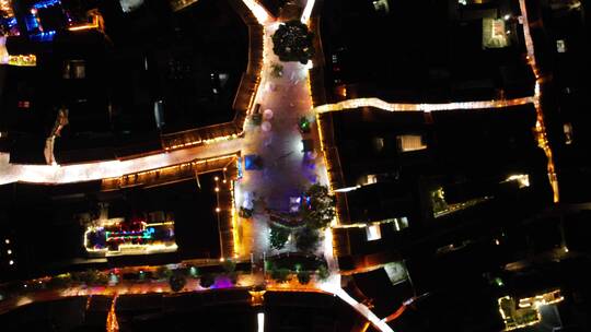 俯拍丽江古城夜景视频素材模板下载