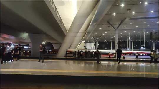 高铁站台场景视频素材模板下载