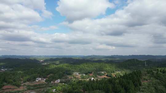 中国西南丘陵地区乡村土地山丘树林