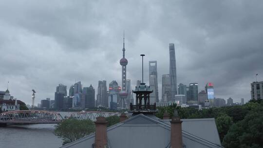【4K-Dlog】上海乍浦路桥外滩陆家嘴台风云