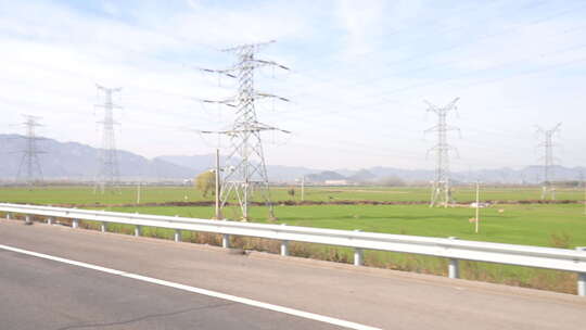 风景 沿途 高速公路 大山 秋天