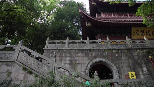 杭州千年古刹灵隐寺建筑