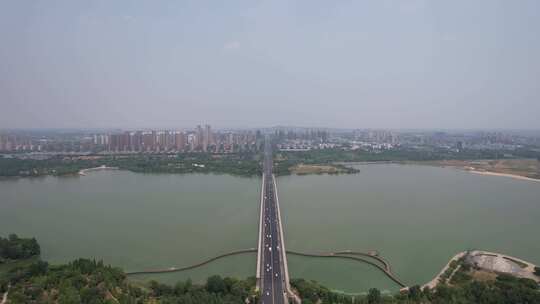 航拍安徽蚌埠龙湖大桥