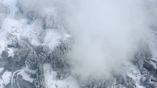 4k航拍恩施雪山雾凇风光