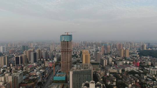 航拍湖南岳阳城市风光