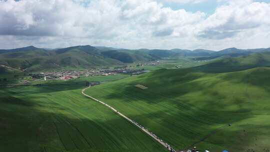 航拍草原风景