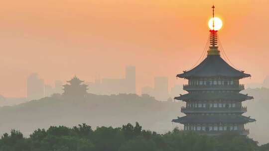 航拍清晨日出杭州西湖风景区雷峰塔建筑同框