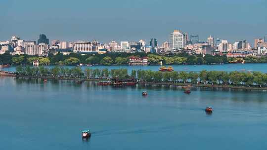 杭州西湖白堤游船