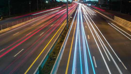 节假日高速公路夜景