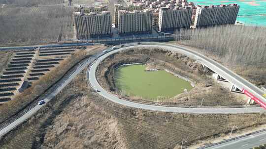 城郊道路与建筑航拍全景