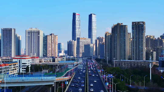 昆明城市航拍双塔滇池西山龙门金马碧鸡夜景