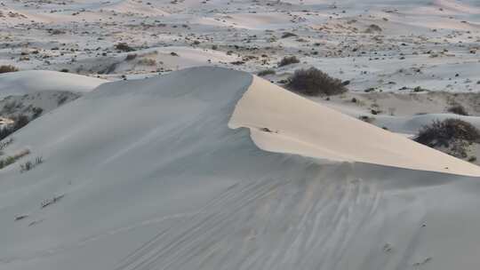 阿勒泰地区白沙山沙漠景区航拍