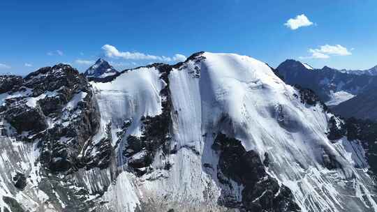 雪山山脉