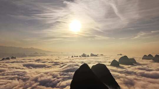 桂林云海日出唯美朝霞火烧云晨曦