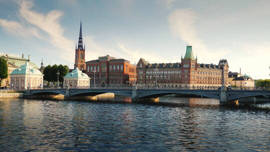 斯德哥尔摩的建筑和桥梁视频素材模板下载