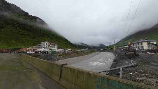 丙察察目若村风光