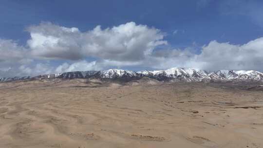 沙漠 沙漠雪山 雪山 青海 同宝山 高原