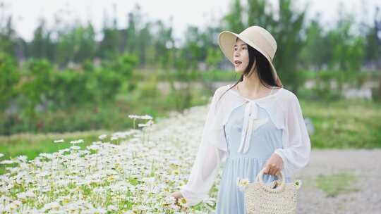 升格唯美的少女与花海