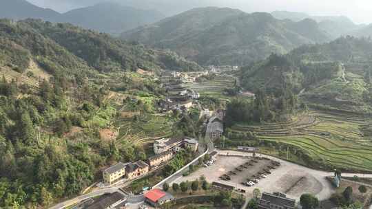 航拍福建漳州南靖云水谣土楼