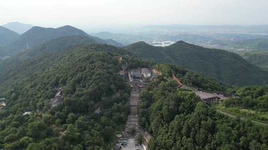 航拍湖北黄石东方山风景区弘化禅寺