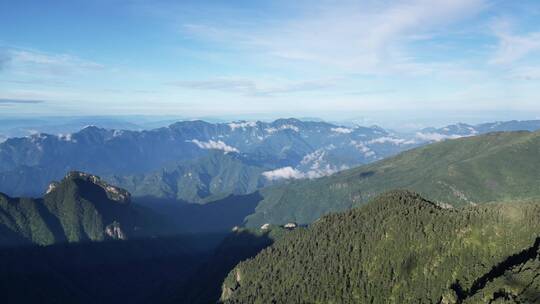 航拍湖北神农架5A景区