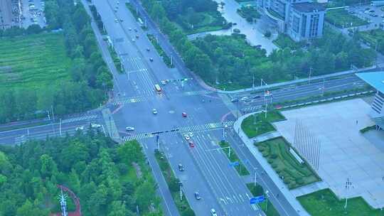 航拍枣庄市政府凤鸣湖双子星光明路